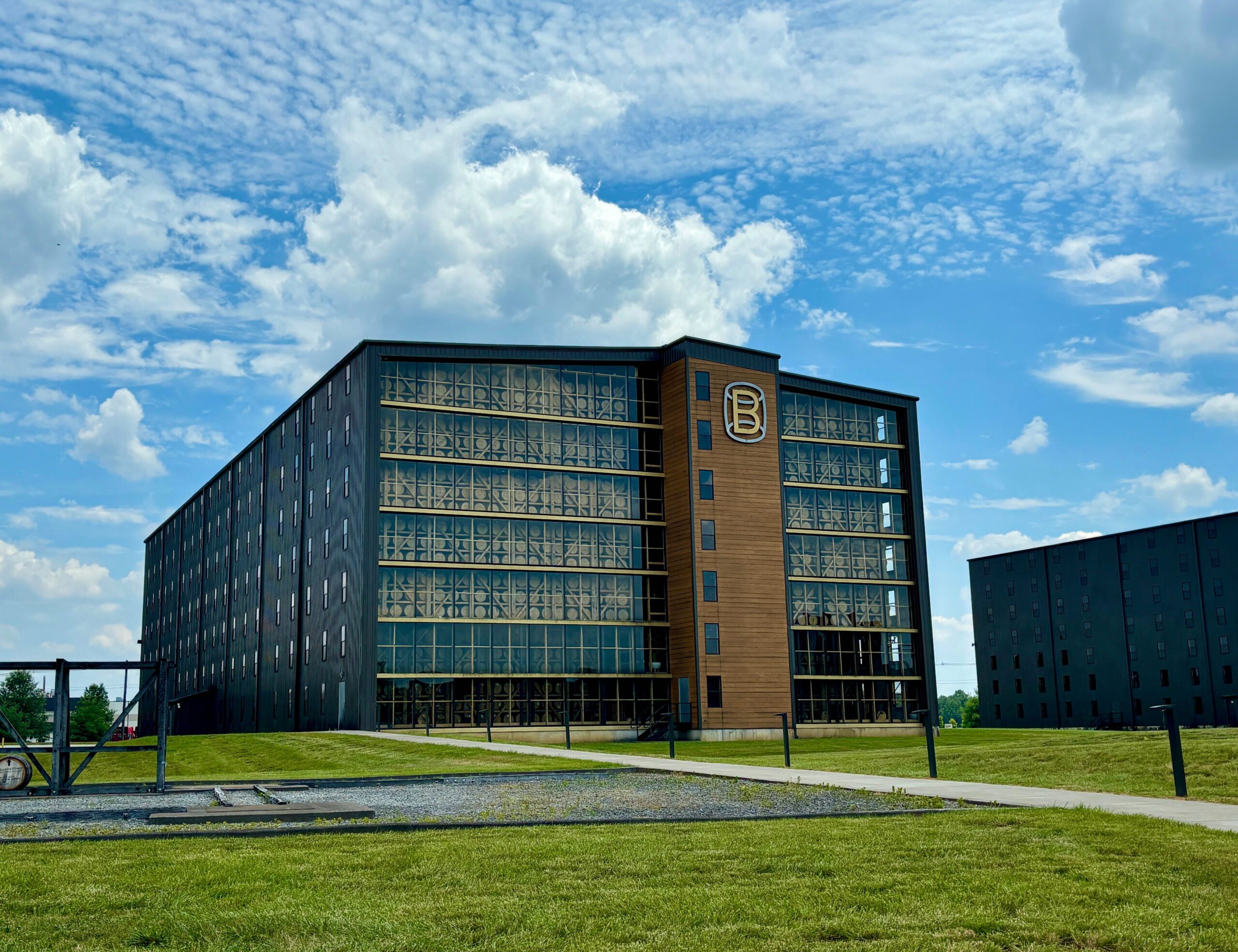 Bardstown building